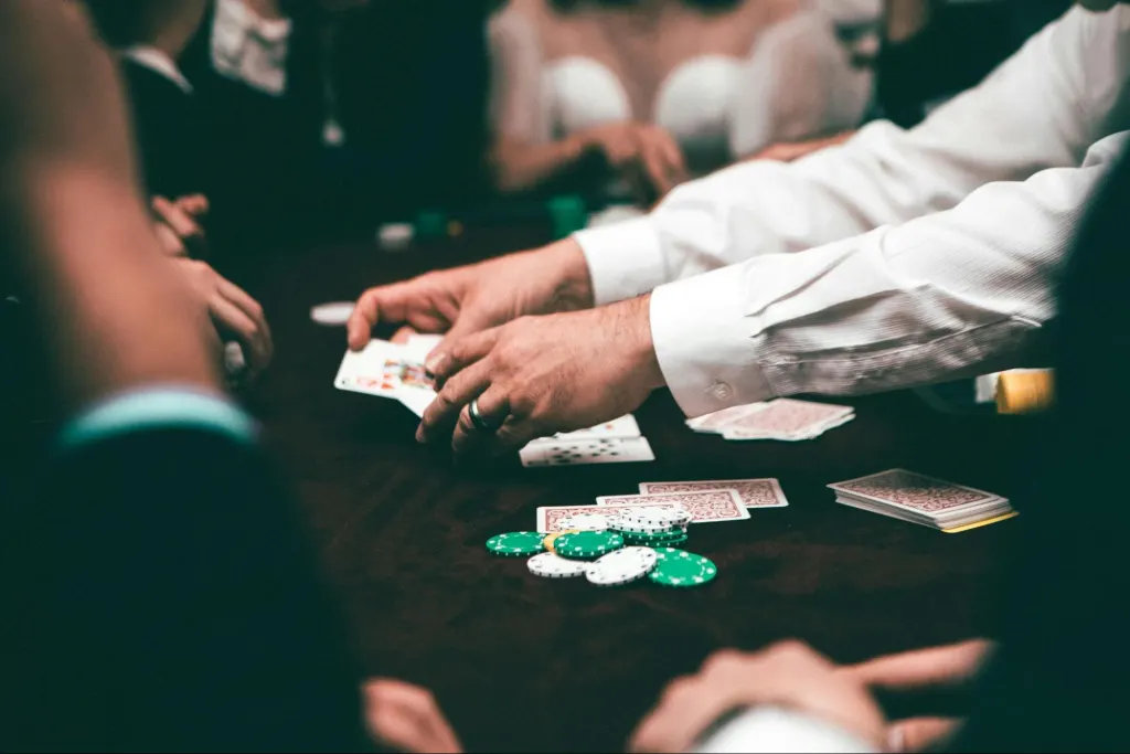 Make a thrilling cash-filled gamble with LuckyStart Casino