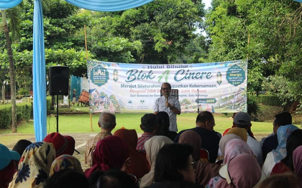 Ketua RW dan Ketua RT di Blok A Cinere Estate